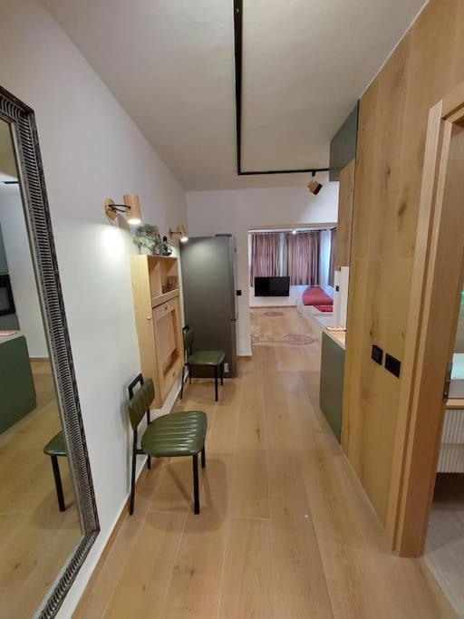 Frequency 286 Tirane Apartment ภายนอก รูปภาพ