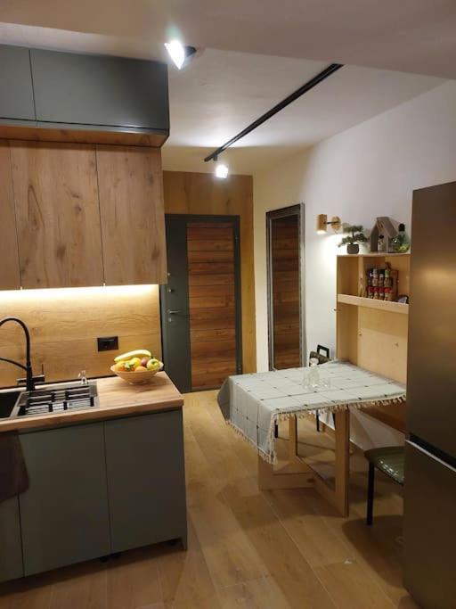 Frequency 286 Tirane Apartment ภายนอก รูปภาพ