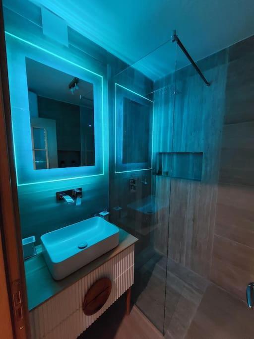 Frequency 286 Tirane Apartment ภายนอก รูปภาพ